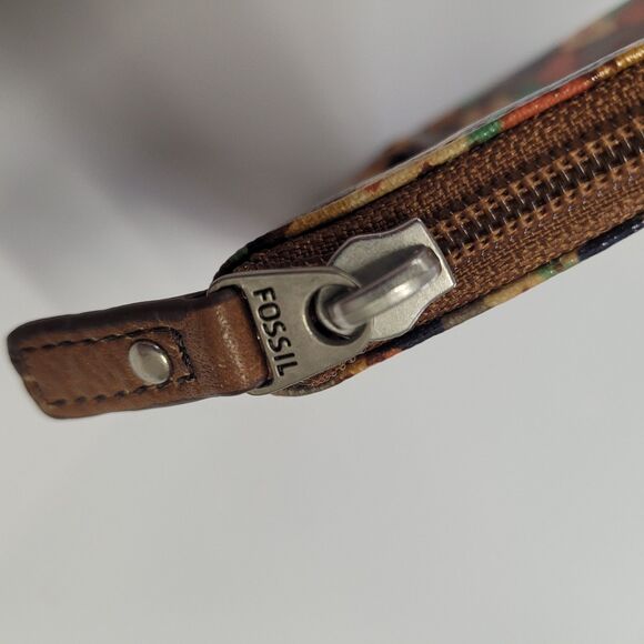 Fossil  Key-per 2pc Poppy Floral Lg Makeup/clutch Logo Sm Clutch Coin NWOT - Picture 10 of 11